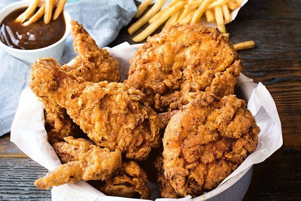 Ayam Glopot: Rasa Pedas yang Menghampiri Setiap Pagi di Cilacap